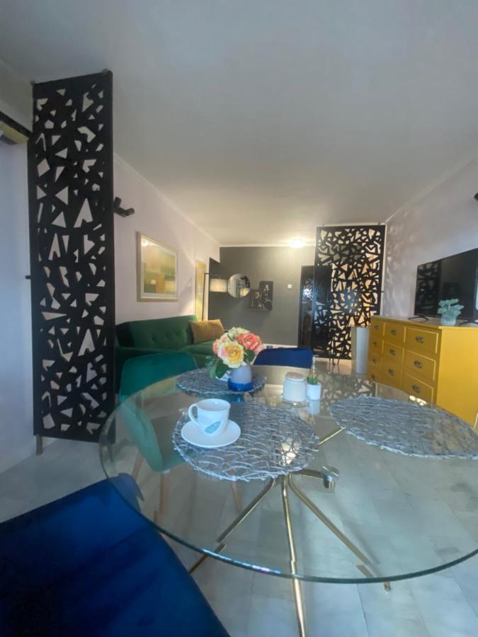 Victoriei Deluxe Suites Бухарест Экстерьер фото