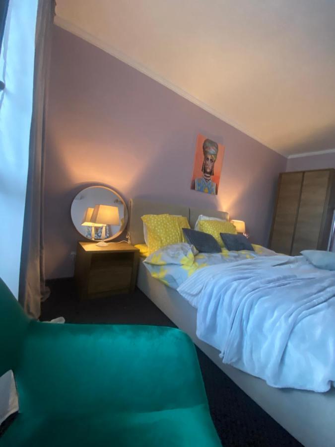 Victoriei Deluxe Suites Бухарест Экстерьер фото