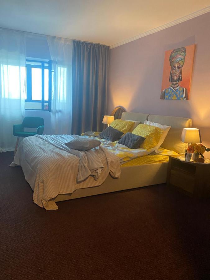 Victoriei Deluxe Suites Бухарест Экстерьер фото
