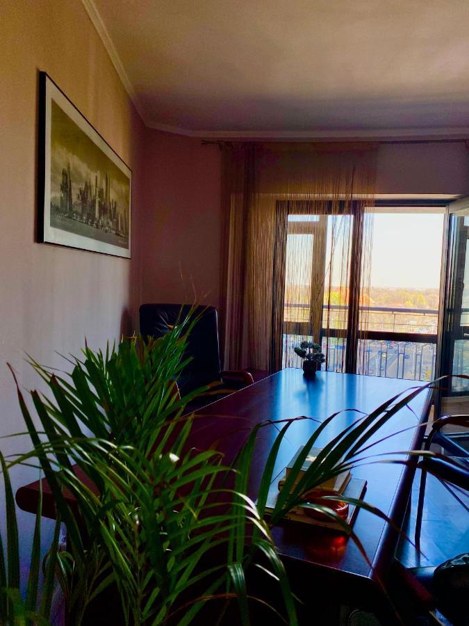 Victoriei Deluxe Suites Бухарест Экстерьер фото